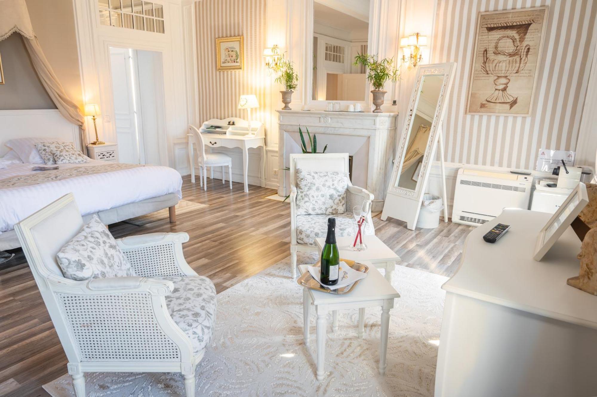 Maison D'Hotes "Les Jardins De Mazamet" Экстерьер фото